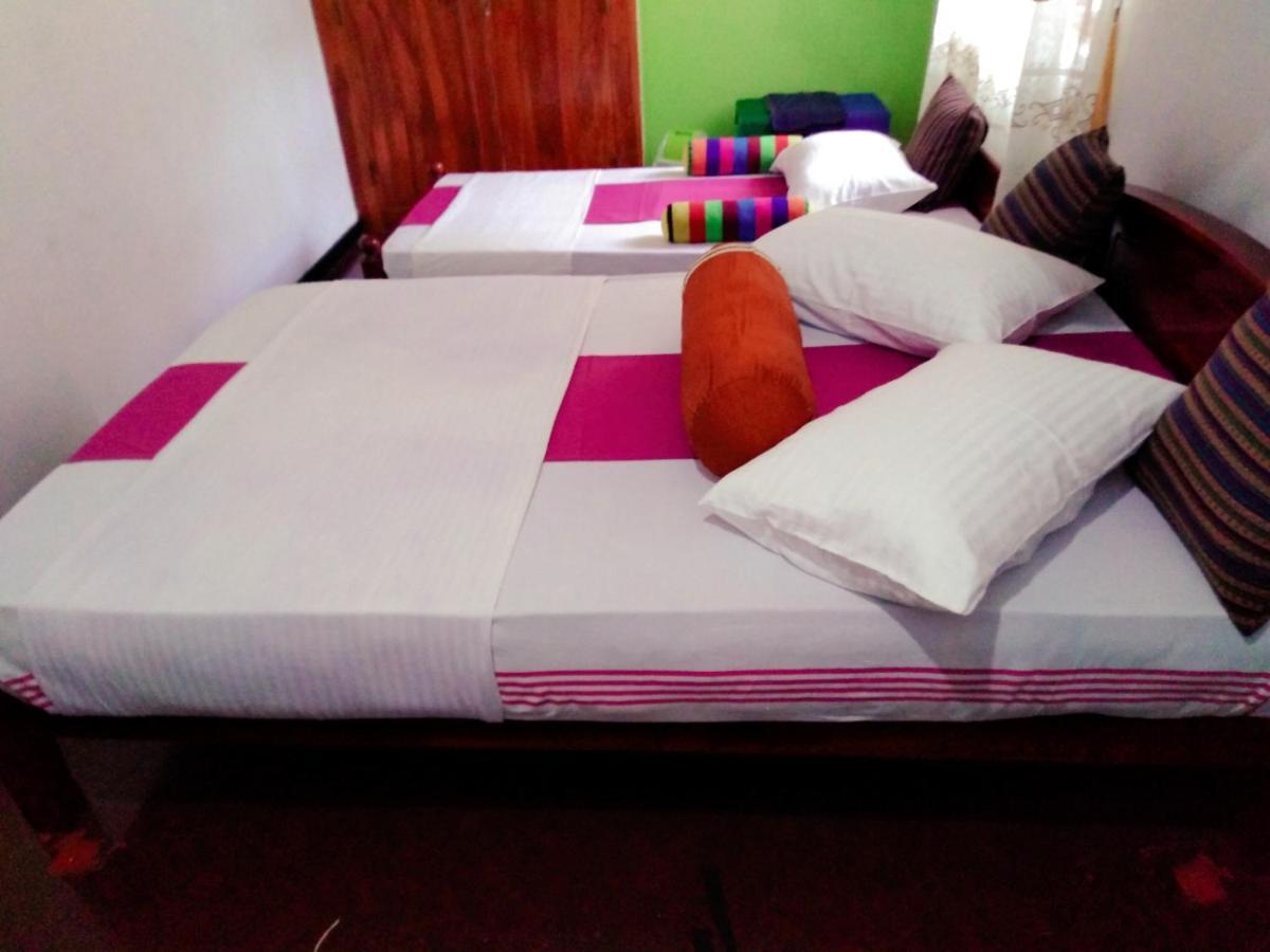 Sanoga Holiday Resort Тисамахарама Екстериор снимка