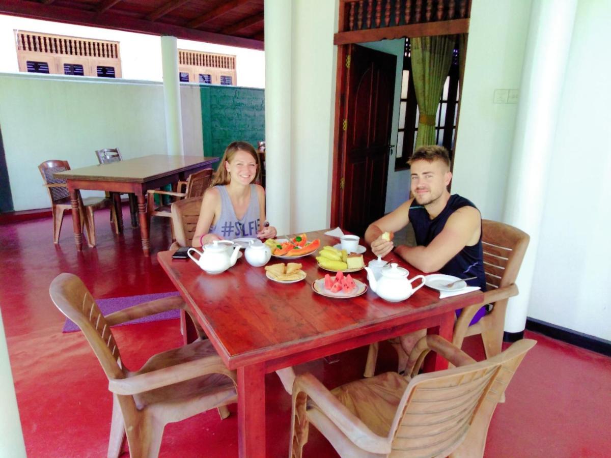 Sanoga Holiday Resort Тисамахарама Екстериор снимка