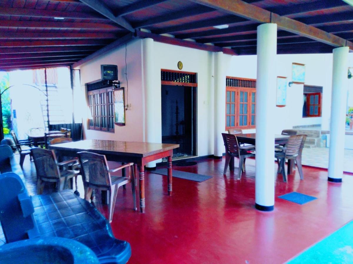 Sanoga Holiday Resort Тисамахарама Екстериор снимка